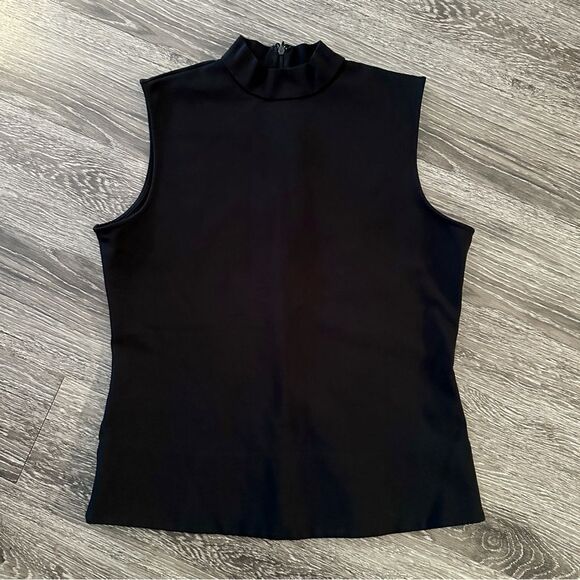 G.I.L.I Got It Love It Sleeveless Mockneck top - Picture 1 of 6